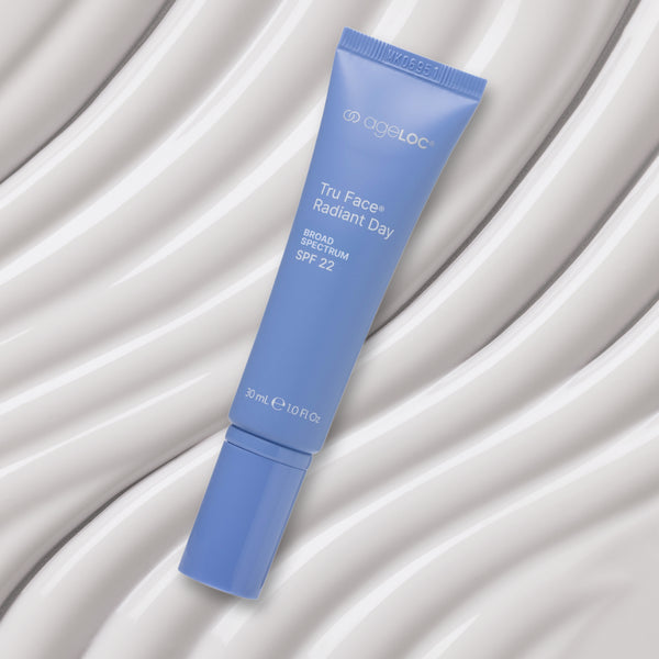 ageLOC Tru Face Radiant Day SPF22