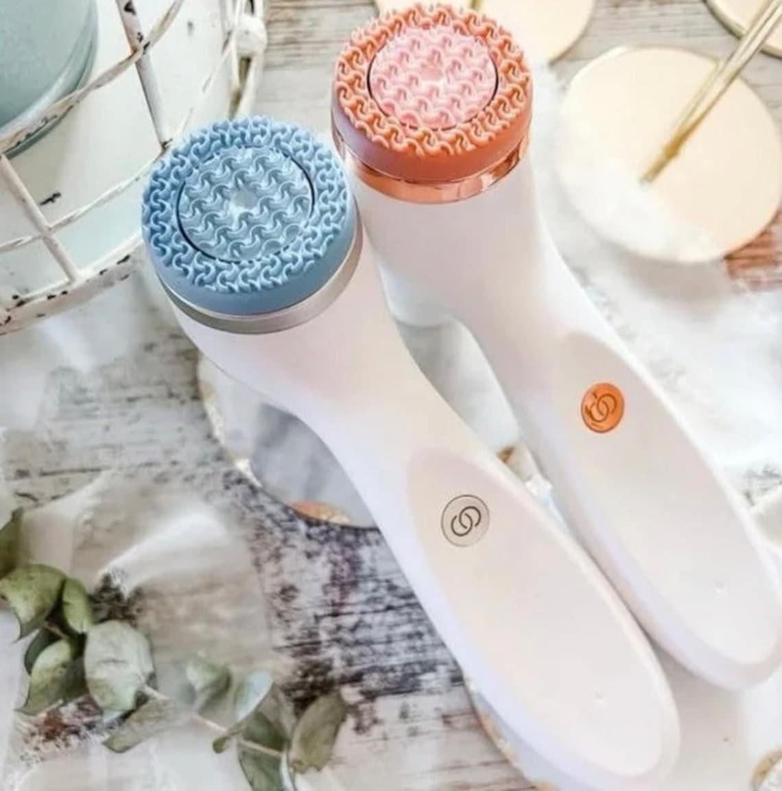 Nu Skin Lumispa IO Rose Gold avec un choix de nettoyant gratuit