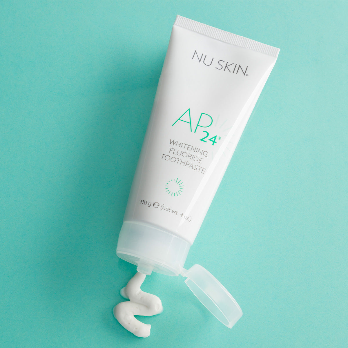 Nu Skin AP 24 Pasta de dientes blanqueadora con flúor vainilla y menta 